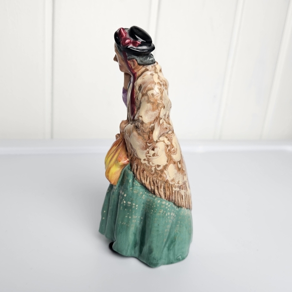 Vintage Bridget Royal Doultan HN2070 1950 - Picture 3 of 15